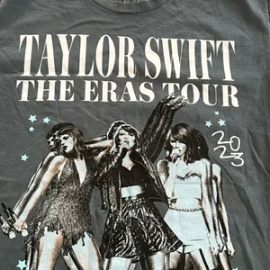 Taylor Swift The Eras Tour T-Shirt Unisex Blue 2023 Concert‎ Dates Medium thumbnail 2