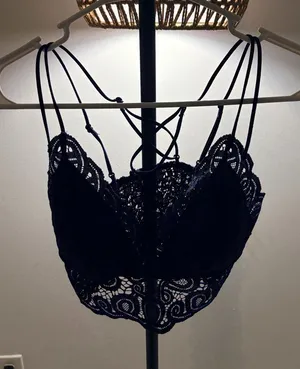 Victoria's Secret Black Lace Strappy Bralette thumbnail 1
