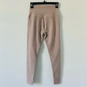 Beyond Yoga Caught in the Midi Light Dusty Pink 24in Workout Leggings M thumbnail 3