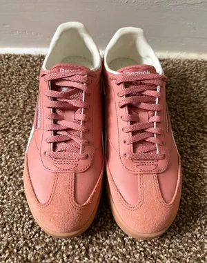 Reebok Classic Nylon Pink Gum Sole Vintage Style Retro Shoes Women's Size 6 thumbnail 1