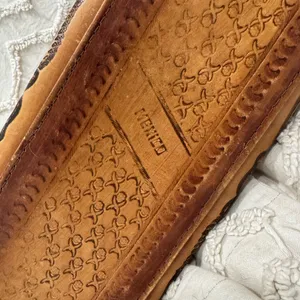 Vintage Beautiful Floral Hand Tooled Leather Bag- Made in Mexico thumbnail 3