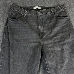 Abercrombie & Fitch 90s Straight Ultra High Rise Jeans Washed Black 33 16R thumbnail 8