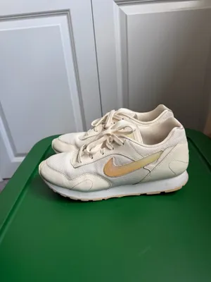Nike Women’s Outburst Sneakers thumbnail 5