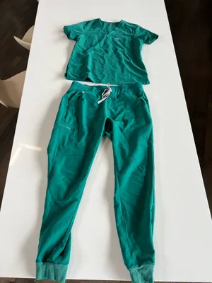 FIGS Technical Collection Scrub Top Size Medium thumbnail 3