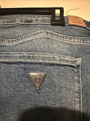 Guess Cropped Distressed Light Blue Women’s Jeans thumbnail 8