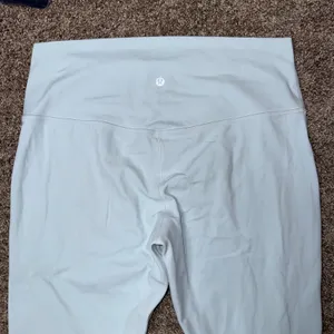 Lululemon Align High Rise Legging Womens 14 Light Blue Excellent 25 Inseam Yoga thumbnail 3
