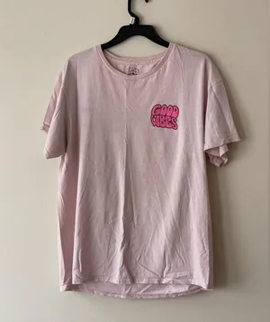 Good Vibes Summer Vibes Flamingo Skeleton Tshirt womens Size Large thumbnail 2