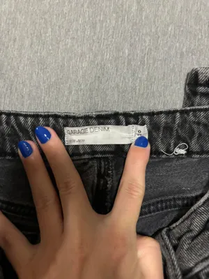 Garage Mom Jeans thumbnail 2