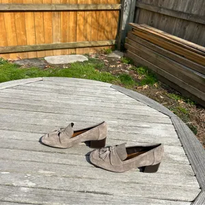 Donald Pliner Kressida Loafer Pump‎ in grey size 6 thumbnail 7