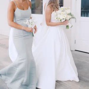 Bella’s Bridesmaids dress Amsale thumbnail 3