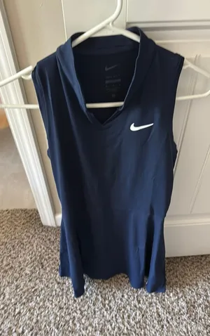 Nike Women’s Tennis Dress thumbnail 1