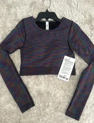 Long sleeve thumbnail 3