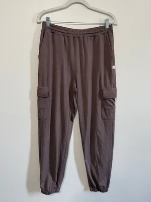 NEW Vuori Boyfriend Cargo Sweatpant Jogger Size Medium Dreamknit NWOT thumbnail 3