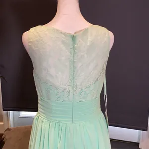 Women’s Green Full Length Sleeveless Chiffon Bridesmaid Formal Dress Size 4 NWT thumbnail 5