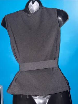 SheIn Black & White Sleeveless Peplum Tie-Waist Top thumbnail 4
