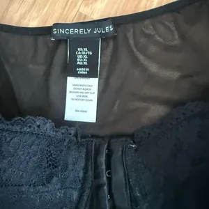Black Lace Crop Top long sleeve thumbnail 6