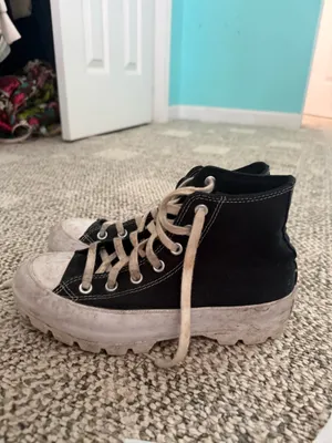 Black High-Top Converse thumbnail 2