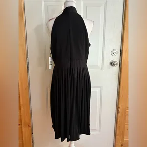 Calvin Klein Black Padded Halter N-Neck Dress size 14 NWT Zipper Back. thumbnail 4