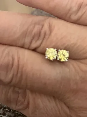 New Moissanite 1.0 carat Lemon Yellow Studs thumbnail 2