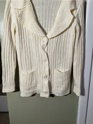 Vintage Kmart Women's Size Medium Cardigan Sweater Cream White Collared Pockets thumbnail 3