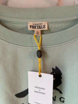 Finding Foxtale Sweatshirt Green Size XL thumbnail 4