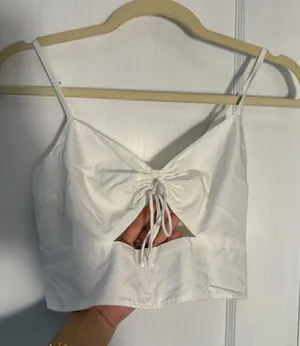 Abercrombie and Fitch White Cutout Crop Top Size XS thumbnail 1