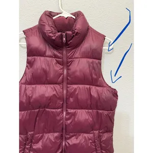 Old Navy‎ Womens M Tall Puffer Vest Burgundy Fleece Lined Quilted Mock Neck thumbnail 8