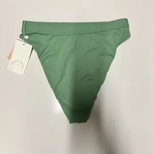 Dippin Daisy's Countess Bikini Top & Ultra Bottoms in Green thumbnail 4