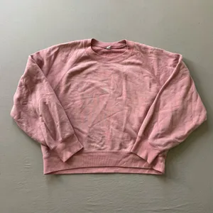 Uniqlo Crew Neck Long-Sleeve Sweatshirt thumbnail 3