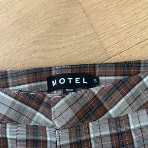 Motel Rocks X Olivia Neill Hondra Trousers & Vistana Vest Checks Size S Brown Gray thumbnail 5