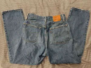 Levi’s High-Waisted Straight Leg Jeans thumbnail 5