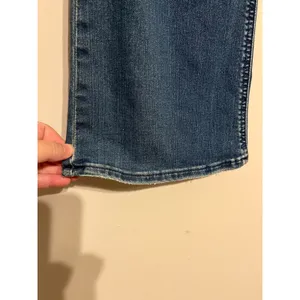 Athleta Sculptek Flare Jean In Medium Wash Size 6 thumbnail 8