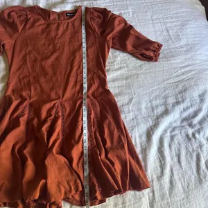 En Saison Fall Itzel Boho Embroidered Rust Orange Mini Dress Size Small thumbnail 8