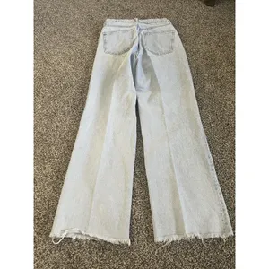 Zara lightwash wide leg jeans 10 thumbnail 9