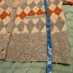 Lush Preppy Argyle Knit Button Up Cardigan In Grey & Mauve - Size M - NWOT thumbnail 10