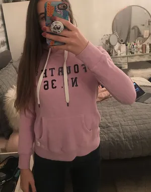 H&M Soft, comfy, pink hoodie thumbnail 1