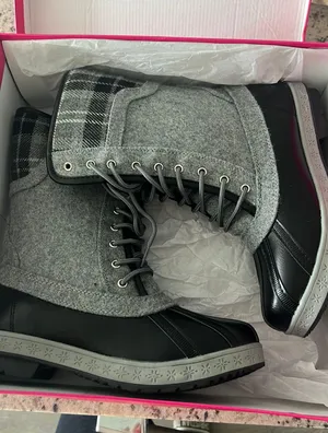 Shoedazzle Winter Boot thumbnail 2