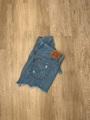 levi’s jean shorts thumbnail 3