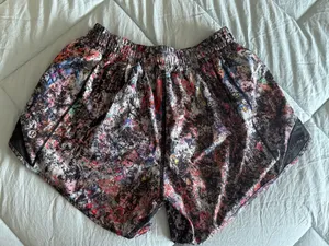 Lululemon Shorts thumbnail 2