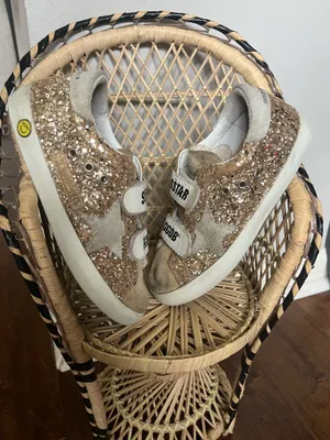Girls size 1 old school golden goose tennis shoe thumbnail 4