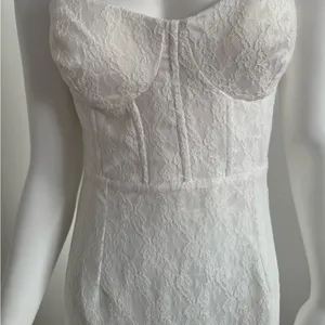 Lulus White Lace Bustier Maxi Dress – Size L – Stretch Fit Bridal Gown – New thumbnail 4