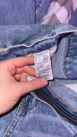 American Eagle Jeans thumbnail 5