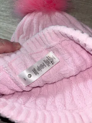 New Lululemon Womens Cable-Knit Pom-Pom Beanie hat winter chenille soft Pink thumbnail 6