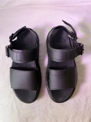 Dr. Martens Black Chunky Platform Leather Sandals - Women thumbnail 4