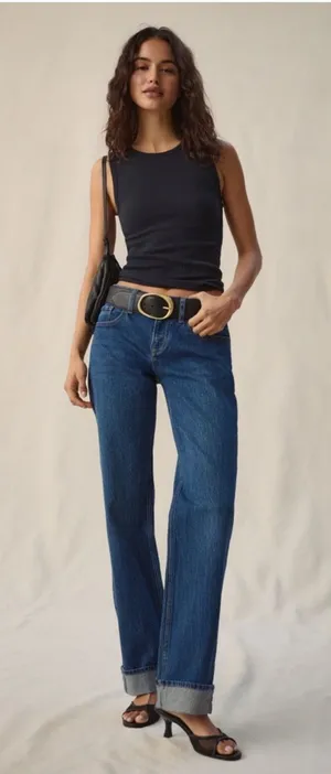 Low-Rise Abercrombie Jeans thumbnail 1