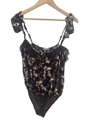 Free People Bodysuit Womens Small‎ Burgundy Floral Lace Trim Ruffle Straps Boho thumbnail 1
