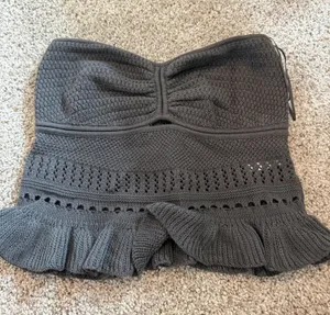 American Eagle top thumbnail 1