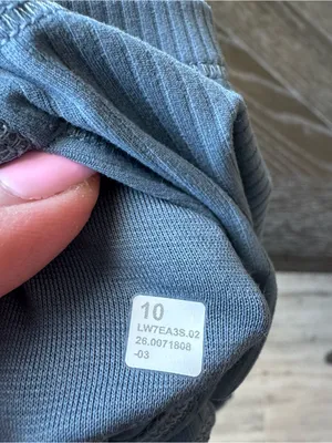 Lululemon Align Ribbed High Rise 4 inch Shorts in Steal Blue New With Tags thumbnail 6
