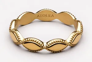 Gold Women's Ring Size 6 thumbnail 1
