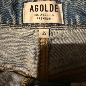 Agolde Parker Vintage Cut Off Distressed Shorts in Swapmeet‎ Light Wash Sz 25 thumbnail 7